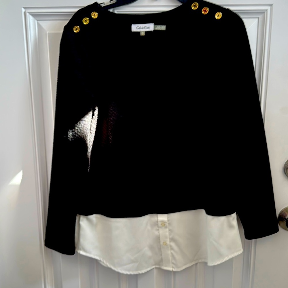 Women’s dress shirt
